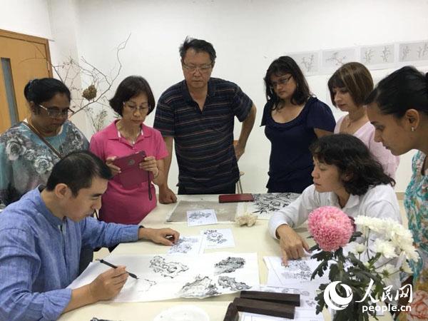 ë˹W(xu)Tھ۾(hu)^Ħώʾ ë˹Ї(gu)ĻĹD